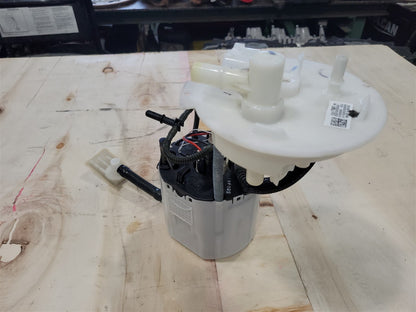 6.2L SS IN TANK FUEL PUMP 90K MI 33708 - image 5