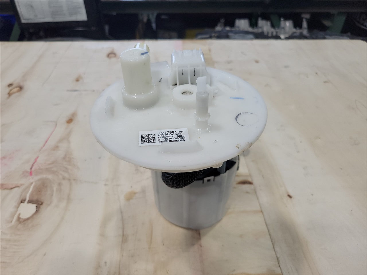 6.2L SS IN TANK FUEL PUMP 90K MI 33708 - image 6