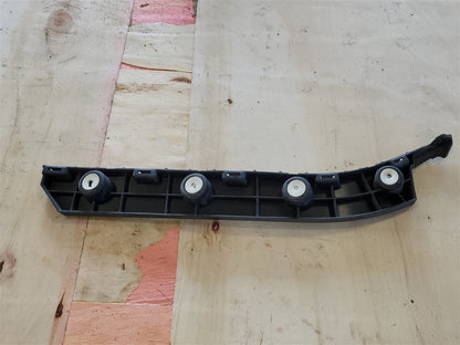 2017 CAMARO LH REAR BUMPER GUIDE BRACKET 33716 - image 5