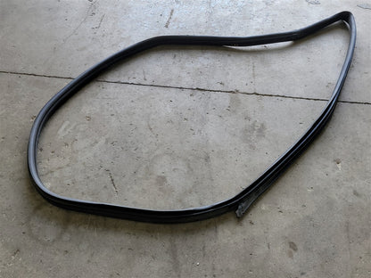 2013 CAMARO LH DRIVER DOOR WEATHERSTRIP 33720 - image 7
