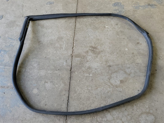 2013 CAMARO RH PASSENGER DOOR WEATHERSTRIP 33721 - image 1