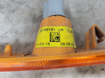 2016 CAMARO FRONT DRIVER AMBER MARKER LIGHT 33724 - image 11