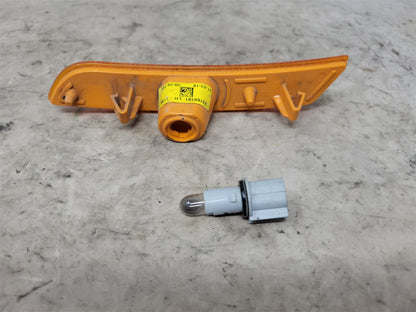 2016 CAMARO FRONT DRIVER AMBER MARKER LIGHT 33724 - image 12