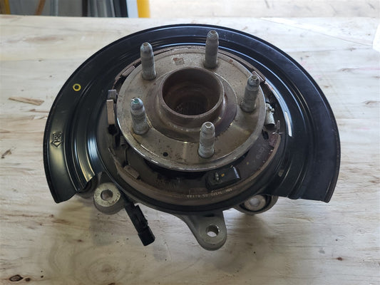 2018 CAMARO RH PASSENGER REAR SPINDLE SS 1LE 10K 33733 - image 2