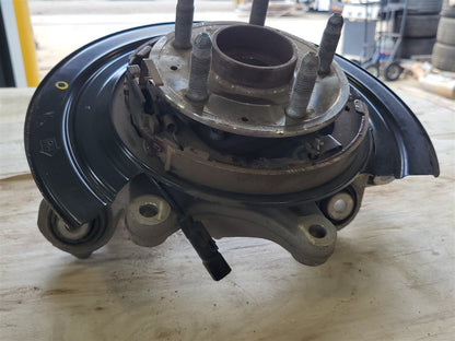 2018 CAMARO RH PASSENGER REAR SPINDLE SS 1LE 10K 33733 - image 3
