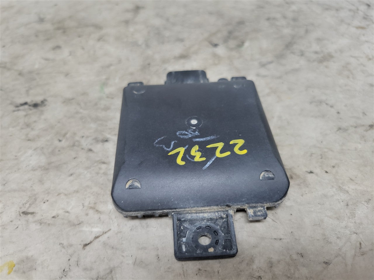 2022 SIERRA150 RH BLIND SPOT RADAR MODULE 85569655 33738 - image 7