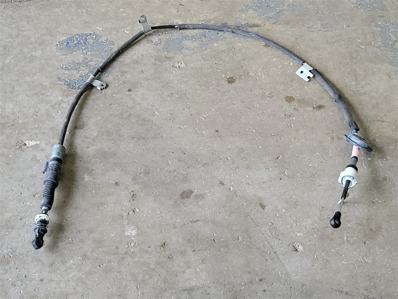 2016 CAMARO OEM AUTO SHIFT SHIFTER CABLE 74K 33740 - image 1