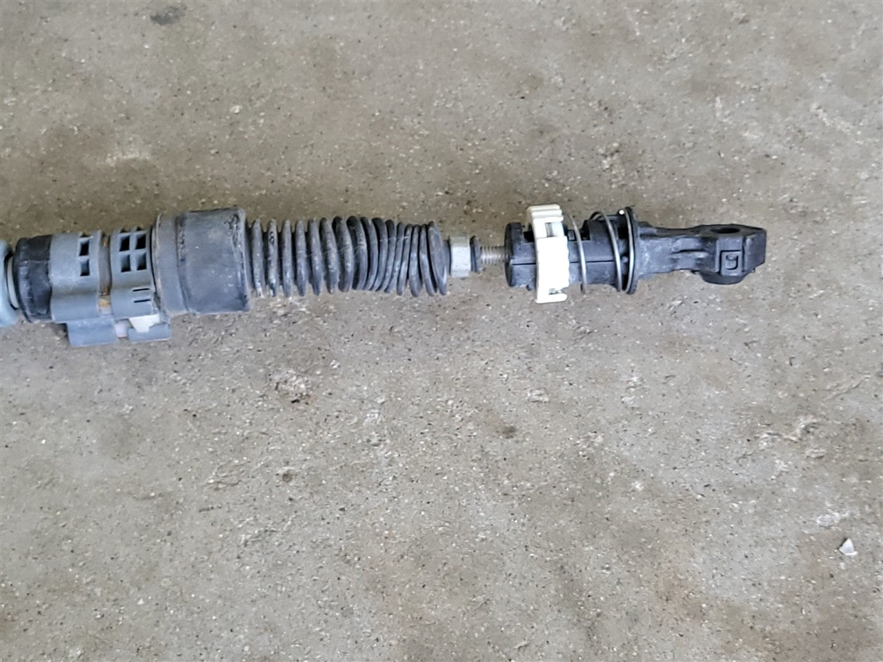 2016 CAMARO OEM AUTO SHIFT SHIFTER CABLE 74K 33740 - image 7