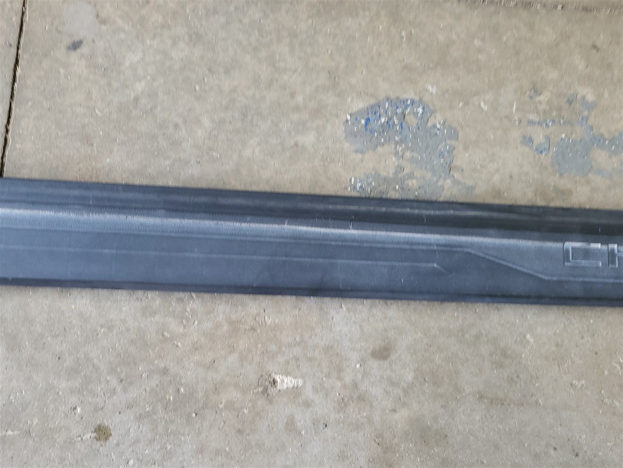 2022 SILVRDO15 LH DRIVER BED RAIL TRIM CHEVY 5'8" 33742 - image 3