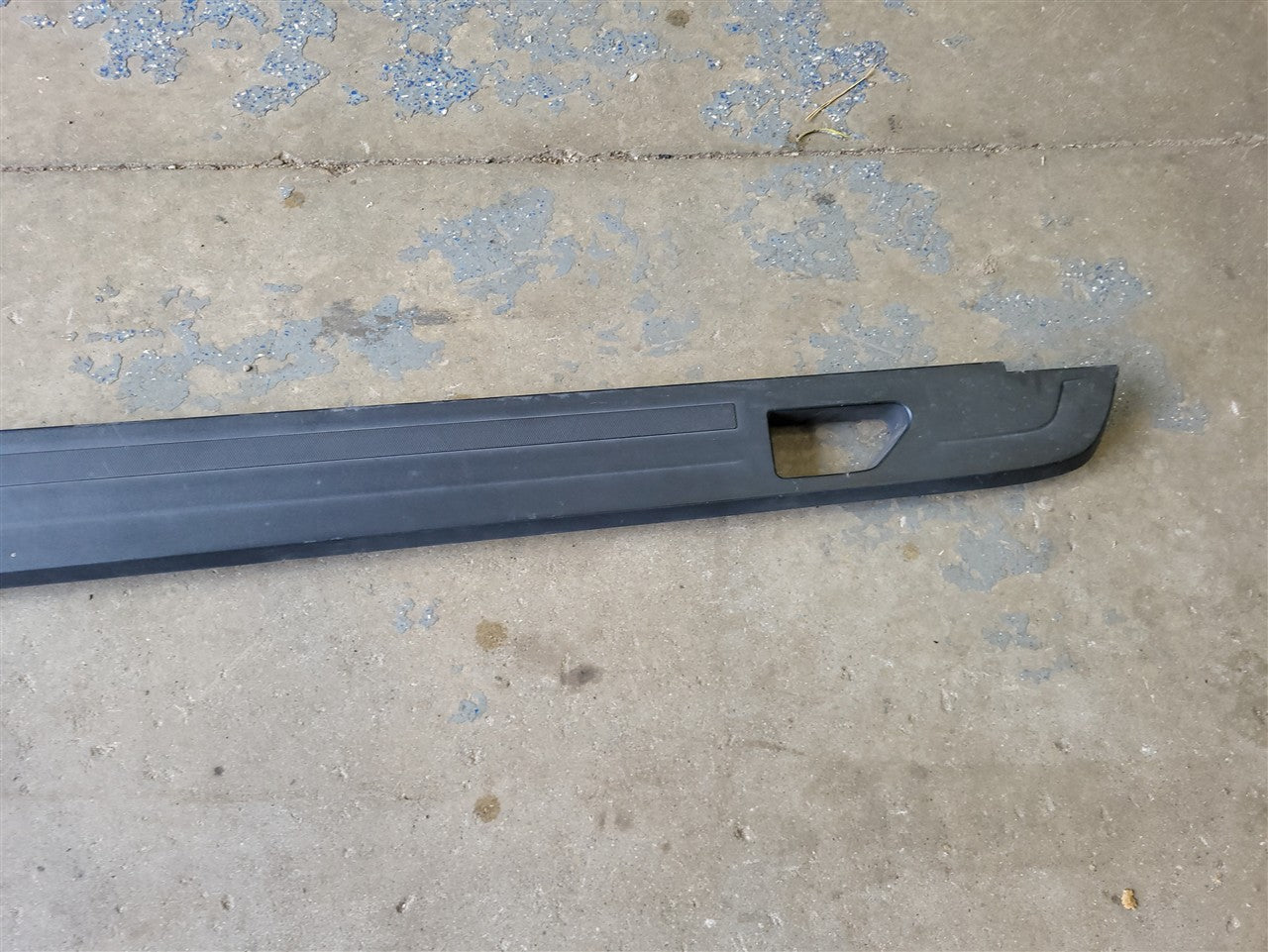 2023 SIERDEN15 LH BED SIDE RAIL GMC 5'8" BOX 33743 - image 5