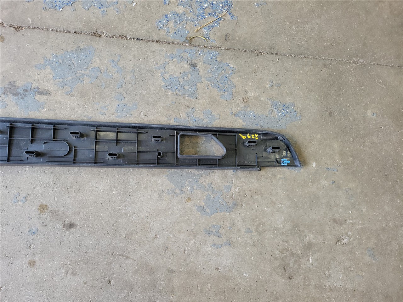 2023 SIERDEN15 LH BED SIDE RAIL GMC 5'8" BOX 33743 - image 12