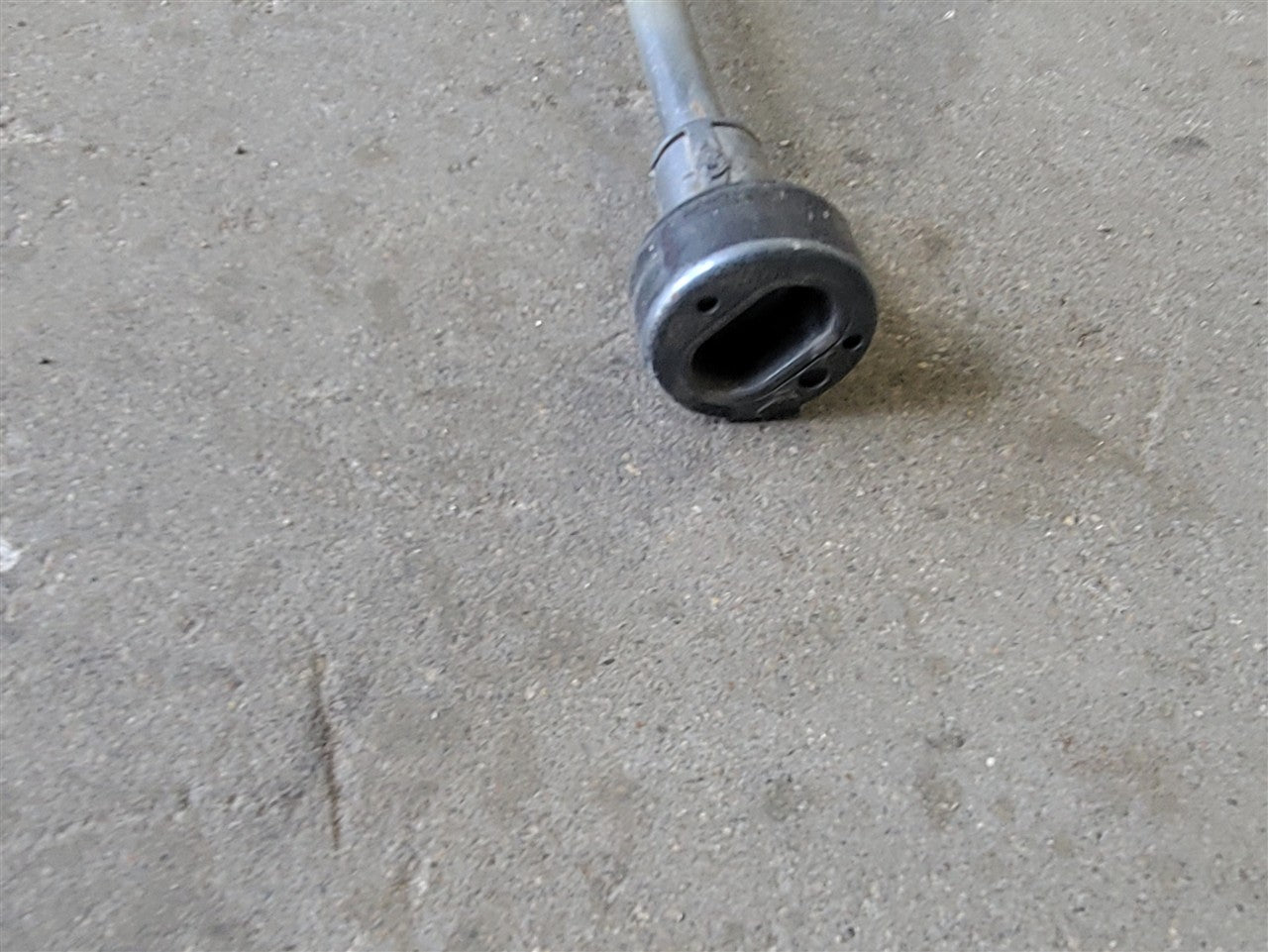 2018 SILVRDO15 TAILGATE ASSIST TORQUE ROD 25889653 33744 - image 5