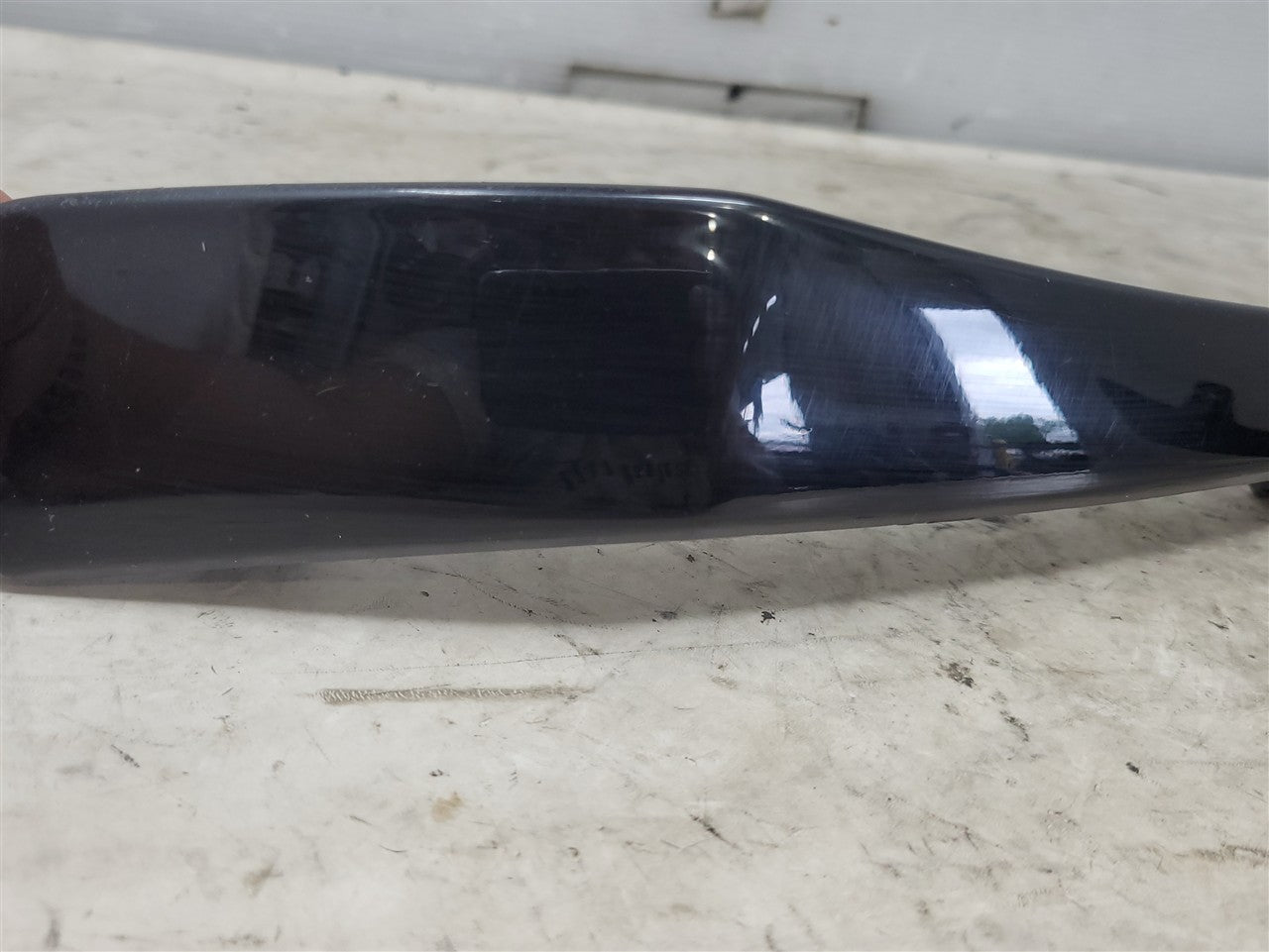 2016 CAMARO OEM REAR MOLDED SPLASH GUARDS BLACK 33754 - image 7