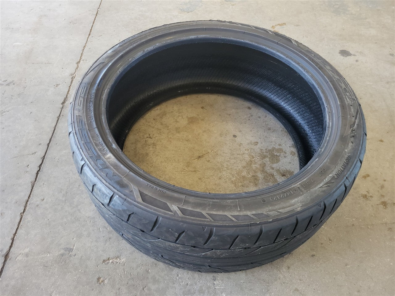 2017 CAMARO 245/40R20 NITTO NT555 G2 TIRE 7/32" 33756 - image 10