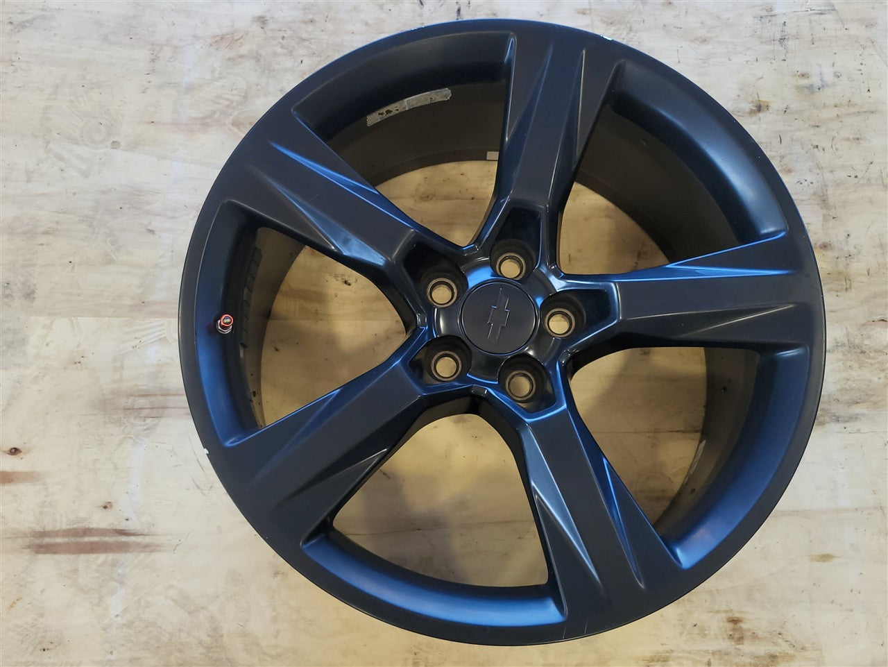 2017 CAMARO 20" 20X9.5 REAR BLACK SMALL BEND 33760 - image 1