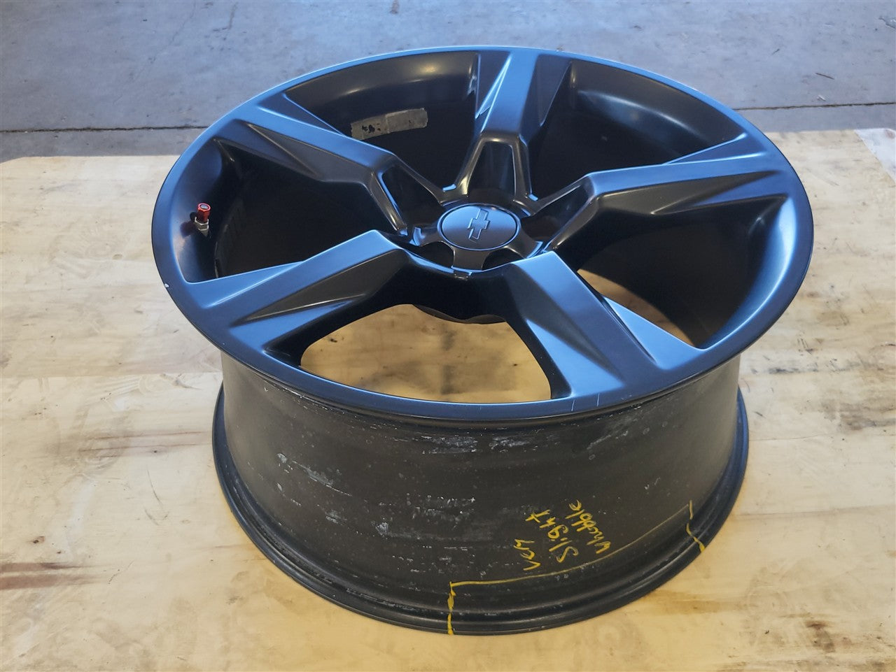 2017 CAMARO 20" 20X9.5 REAR BLACK SMALL BEND 33760 - image 2