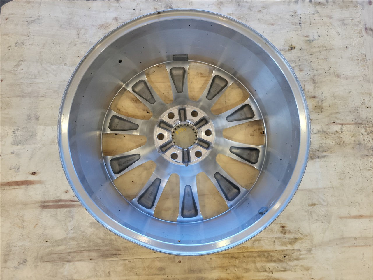 2019 SILVRDO15 22" 22X9 HIGH COUNTRY WHEEL SML BEND 33761 - image 6