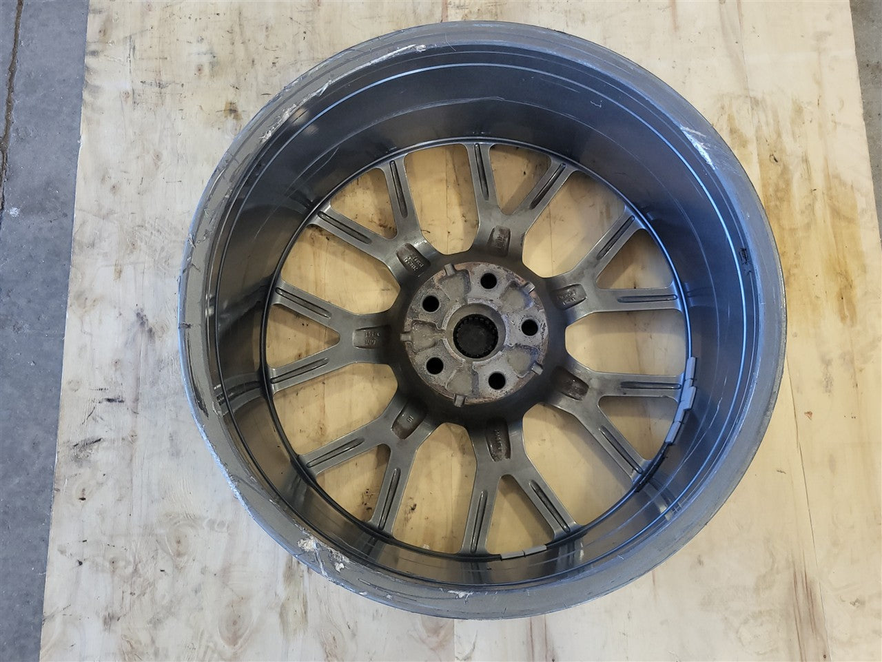 2014 CAMARO 21" FRONT WHEEL HYPER SILVER BEND 33763 - image 7