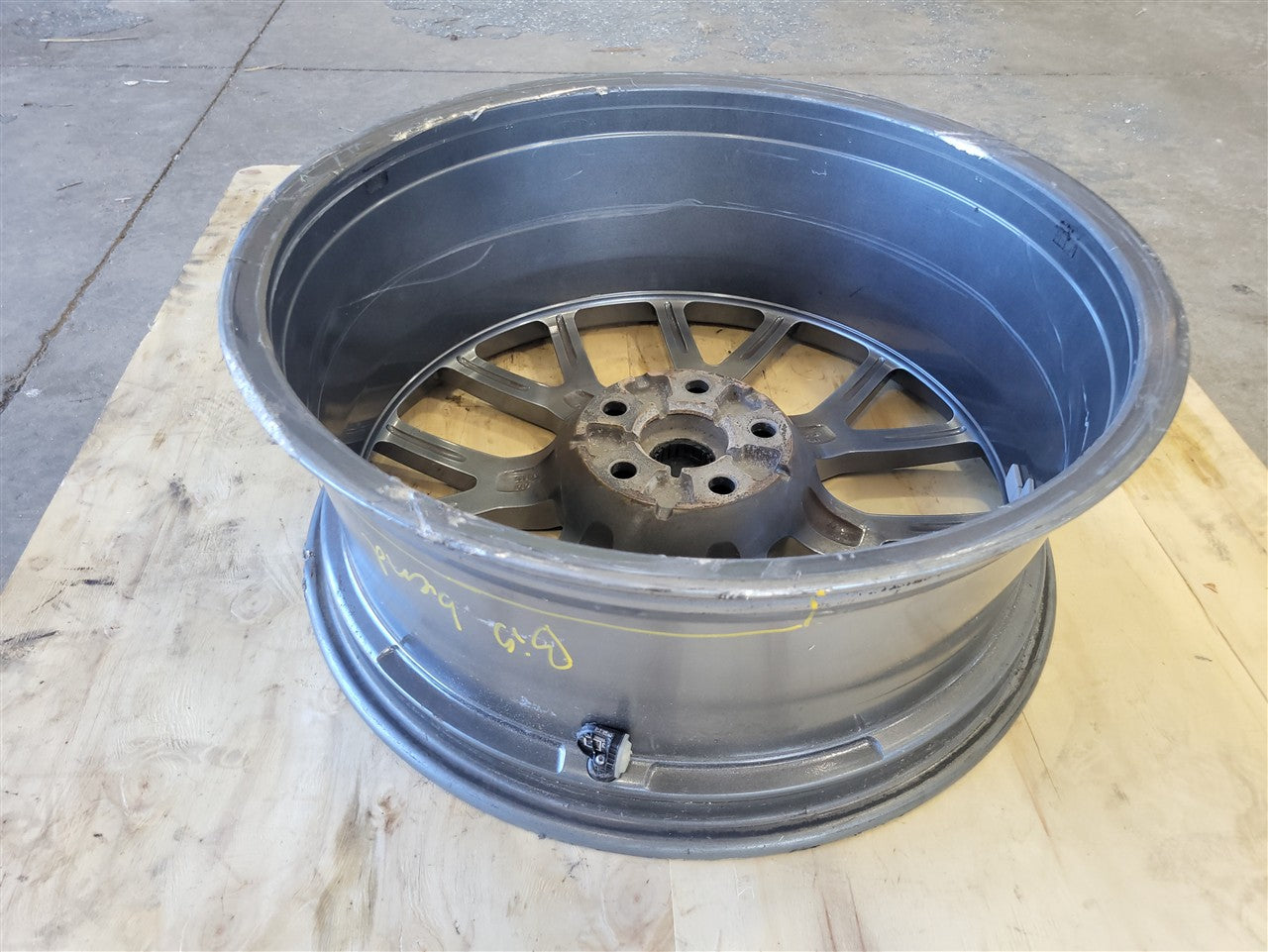 2014 CAMARO 21" FRONT WHEEL HYPER SILVER BEND 33763 - image 8