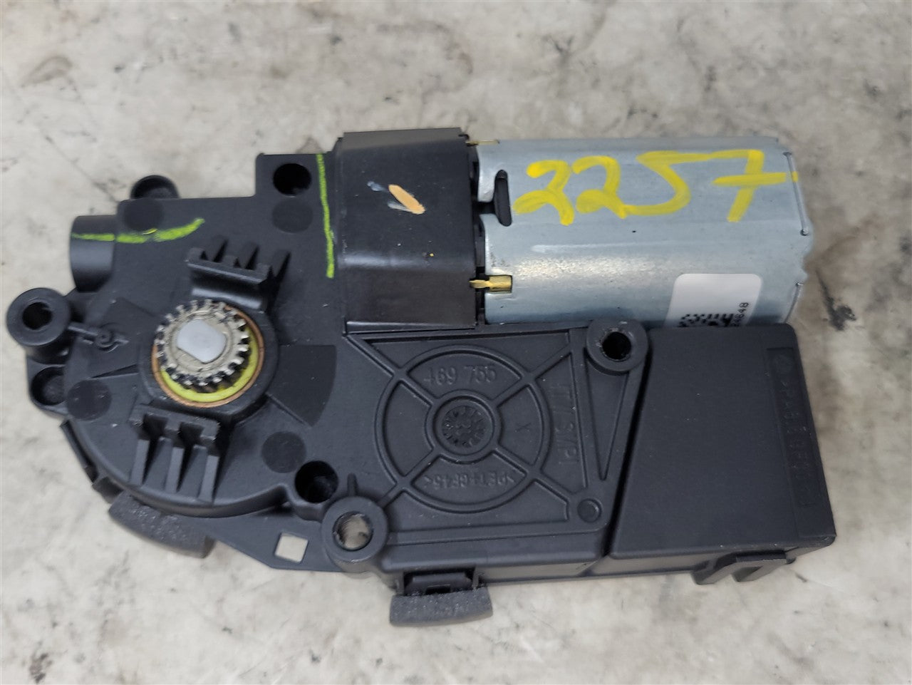 2013 CAMARO OEM SUNROOF MOTOR 22762630 33776 - image 6