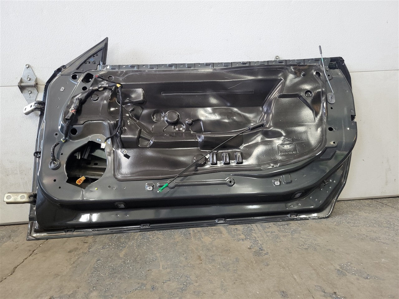 2013 CAMARO RH PASSENGER DOOR GRAY GLJ 810T 000 33777 - image 12