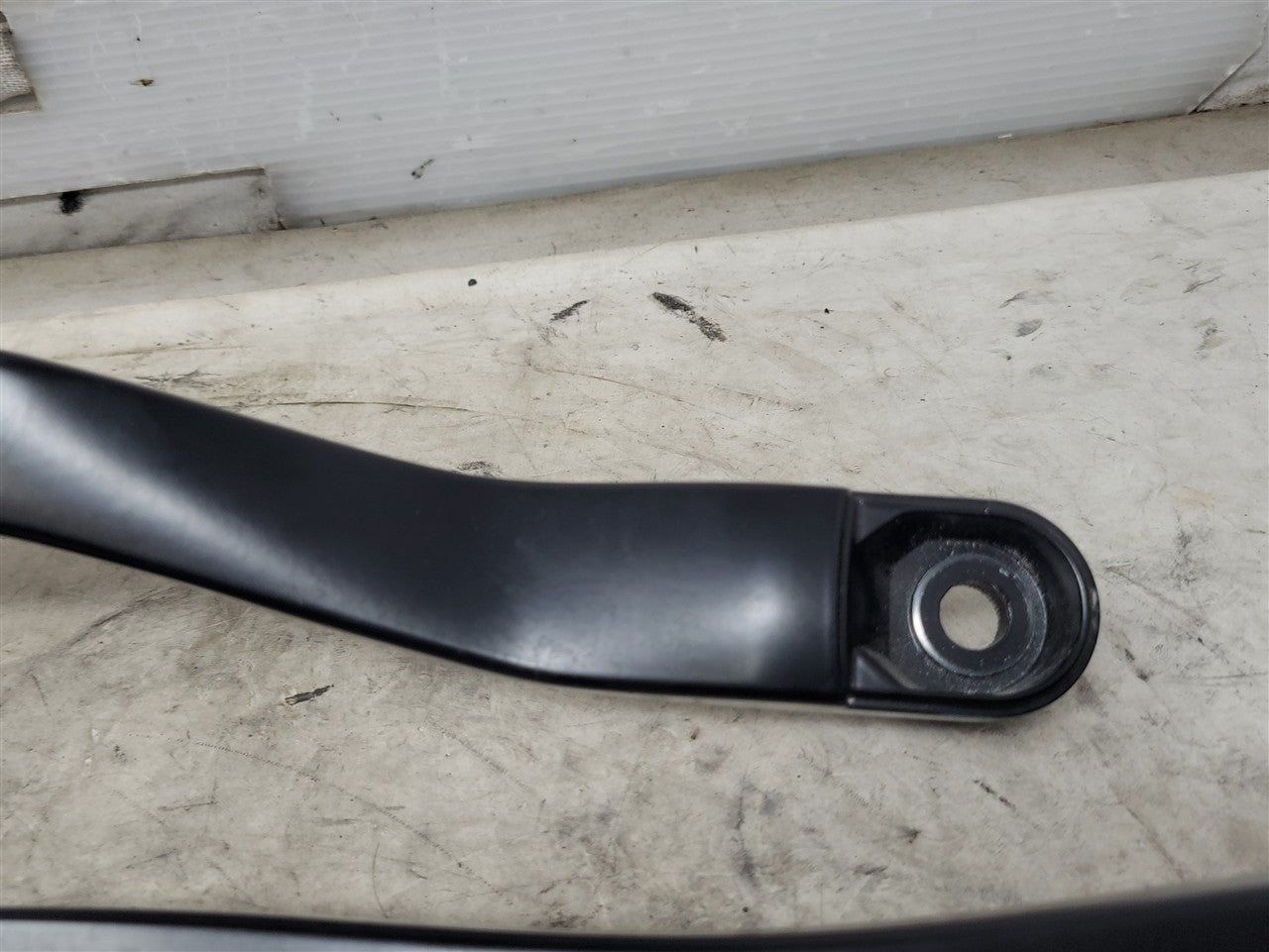 2013 CAMARO WINDSHIELD WIPER ARMS PAIR LH RH 17K 33786 - image 8