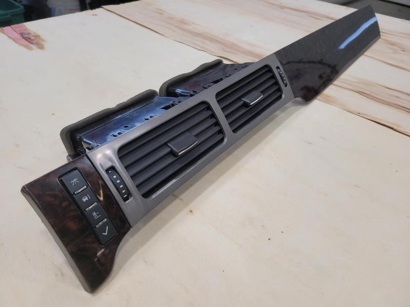 2009 YUKON DENALI CENTER DASH VENT & RH DASH TR 337 - image 6