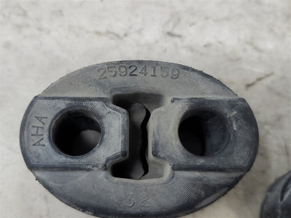2013 CAMARO OEM REAR EXHAUST HANGERS 4 PIECES 33800 - image 10
