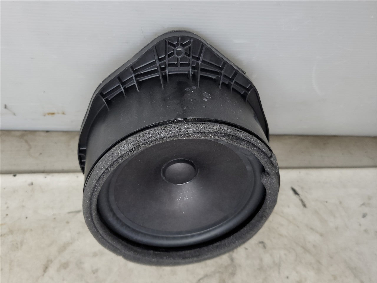2013 CAMARO BOSTON DOOR SPEAKER 23268030 33803 - image 2