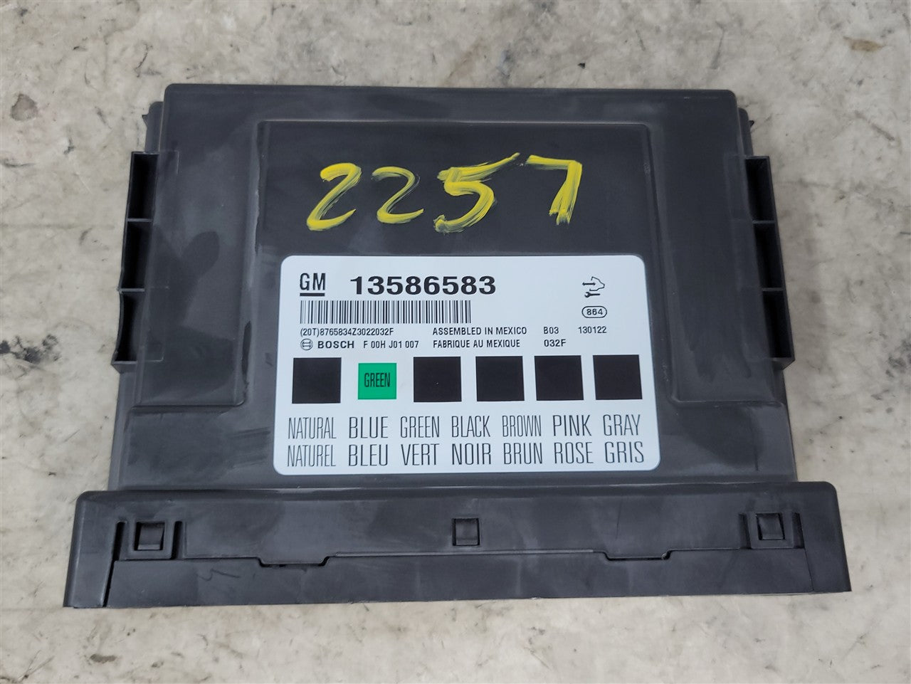 2013 CAMARO BCM BODY CONTROL MODULE 13586583 33804 - image 1
