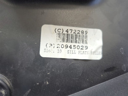 2013 CAMARO TAIL LIGHT CLOSE OUT PANELS PAIR 33806 - image 11