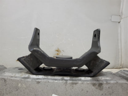 2013 CAMARO 6 SPEED MANUAL TRANS CROSSMEMBER 33814 - image 8