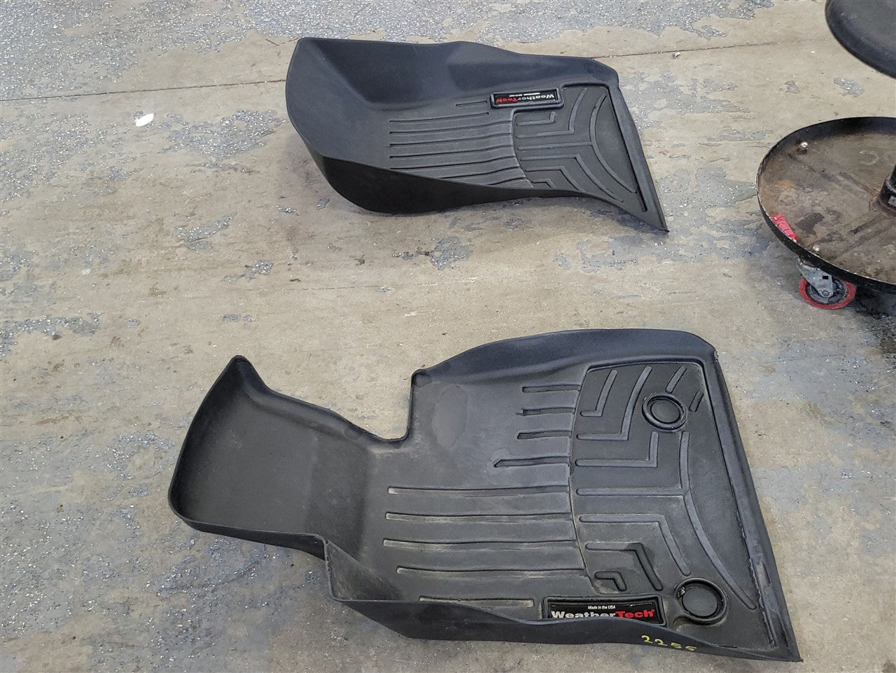 2016 CAMARO WEATHERTECH FRONT FLOOR MATS/LINERS 33816 - image 5