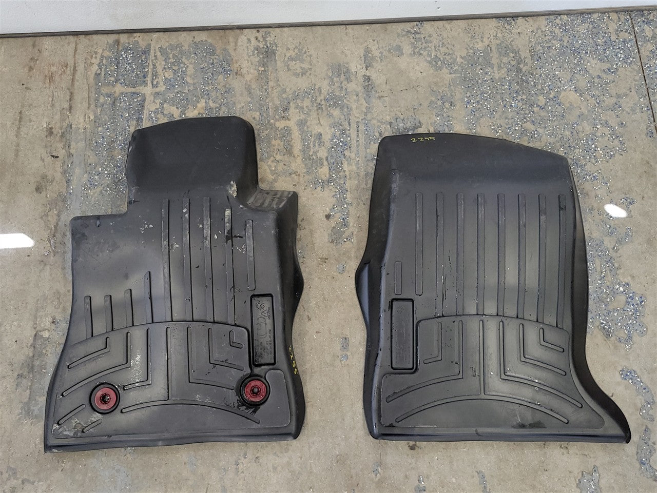 2016 CAMARO WEATHERTECH FRONT FLOOR MATS/LINERS 33816 - image 8