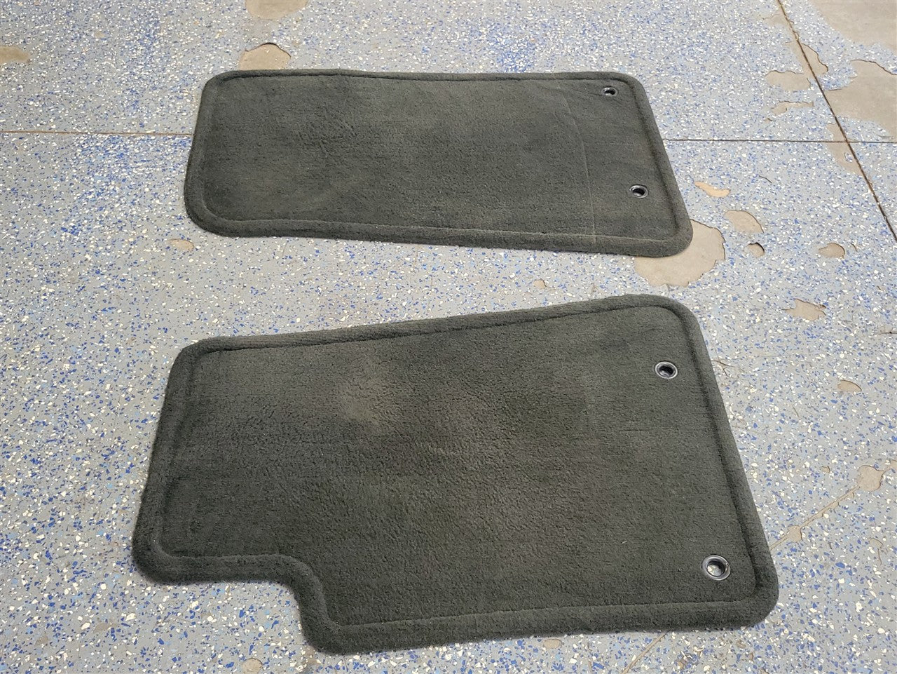2013 CAMARO OEM FRONT FLOOR MATS BLACK CARPET 33824 - image 5