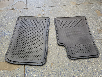 2013 CAMARO OEM FRONT FLOOR MATS BLACK CARPET 33824 - image 9