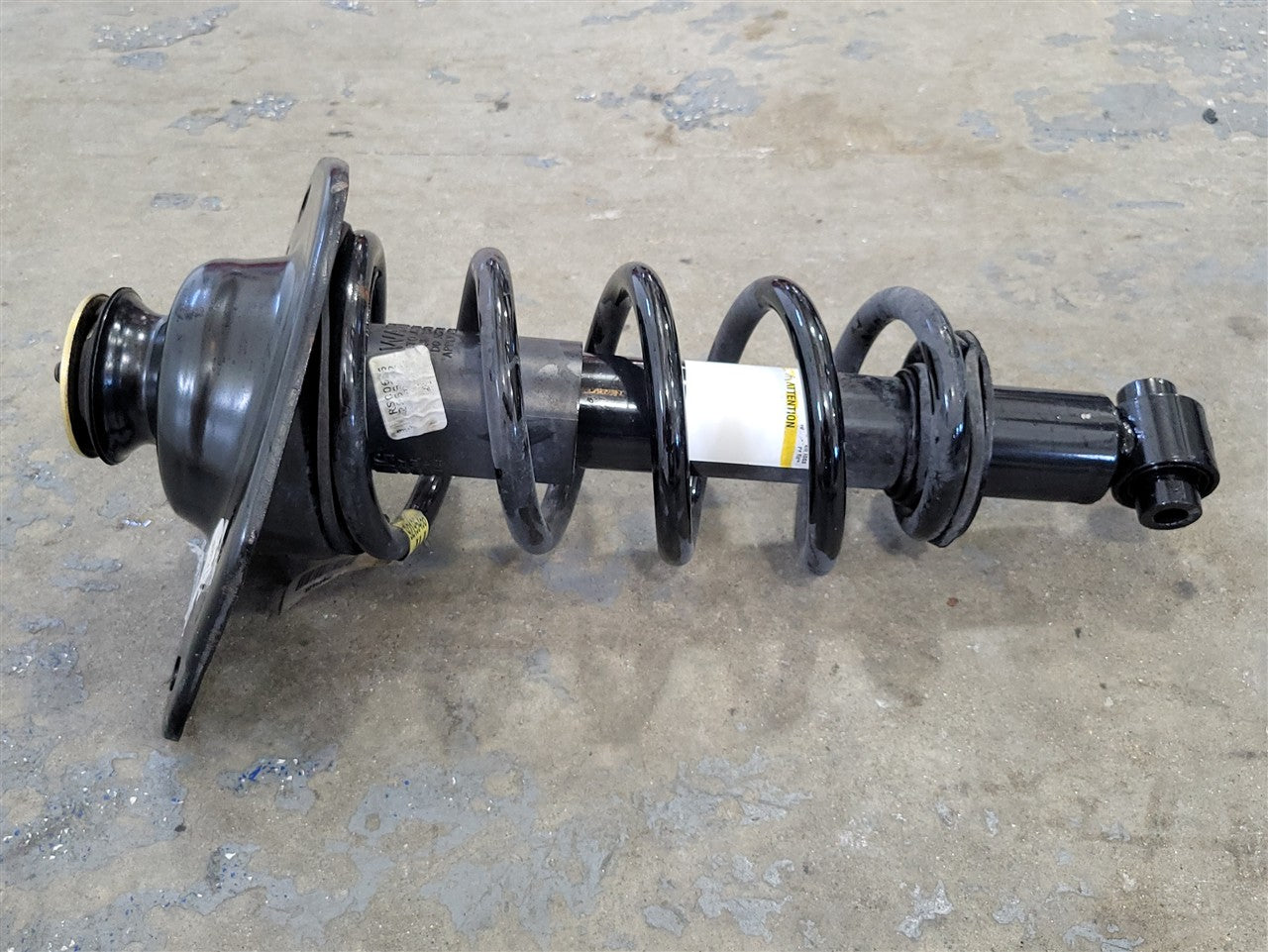 2013 CAMARO LH DRIVER REAR STRUT SS 1LE FE6 17K 33825 - image 5