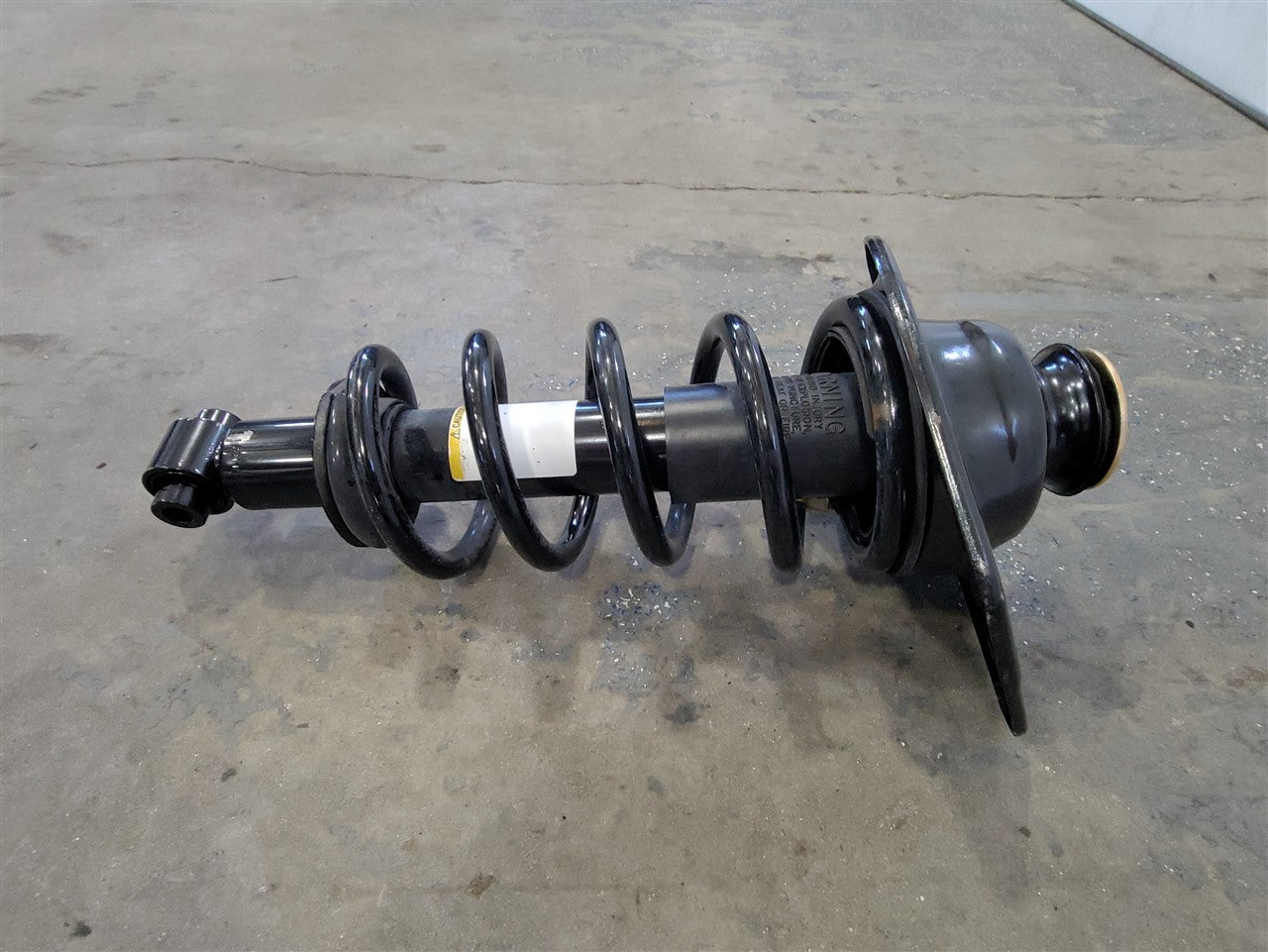 2013 CAMARO RH PASSENGER REAR STRUT SS 1LE 17K 33826 - image 3