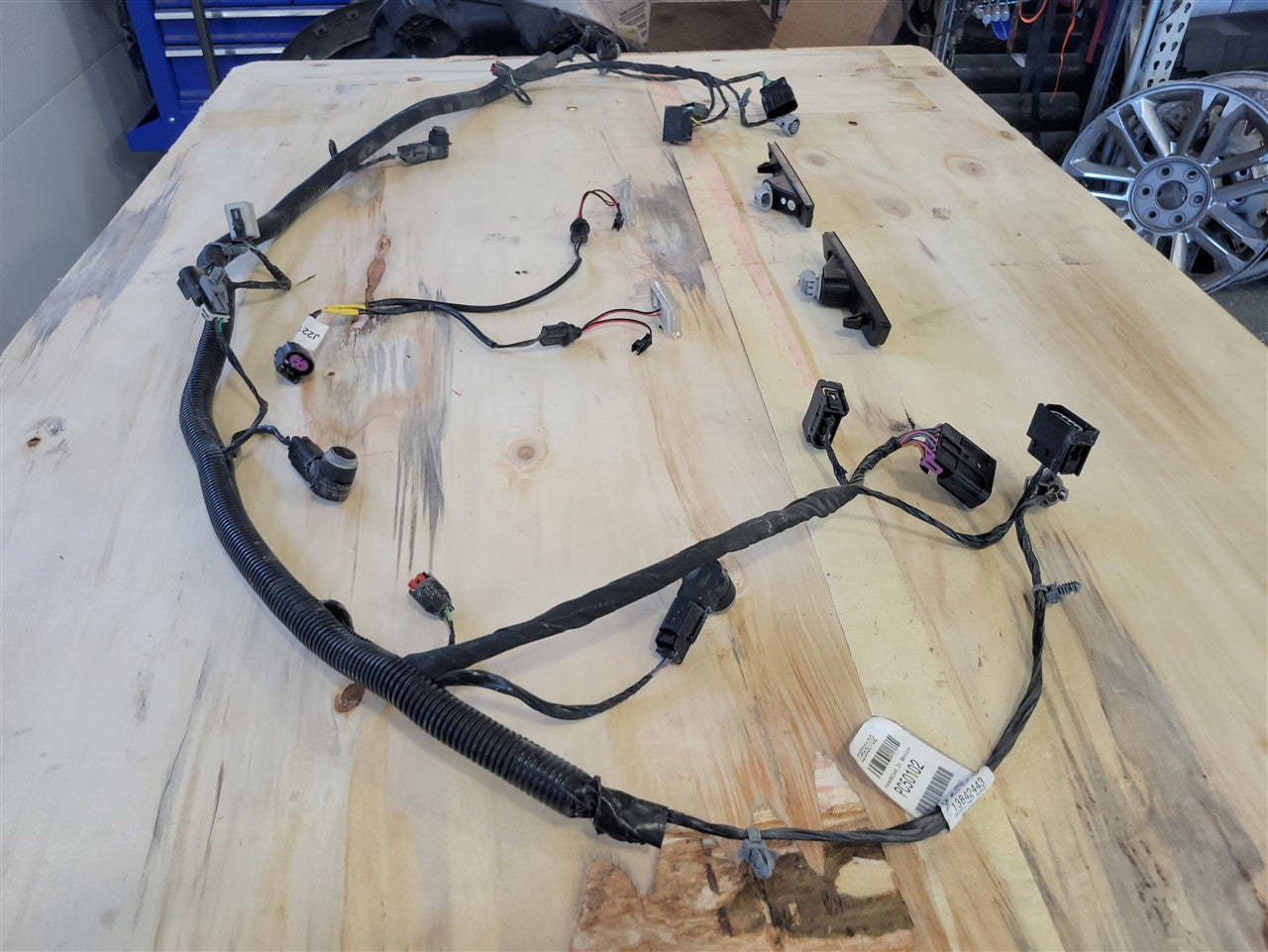 2013 CAMARO REAR BUMPER HARNESS W/PARK SENSORS 33839 - image 4