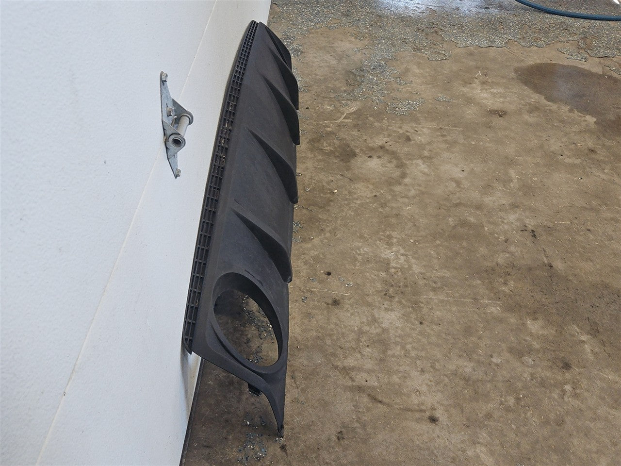 2013 CAMARO REAR BUMPER EXHAUST VALENCE ONLY 33843 - image 3