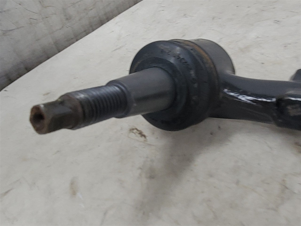 2013 CAMARO RH FRONT LOWER CONTROL ARMS PAIR 26K 33862 - image 8