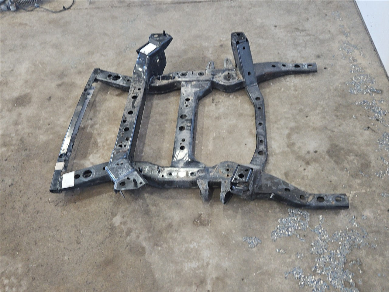 2013 CAMARO SS FRONT ENGINE SUSPENSION CRADLE 33865 - image 7
