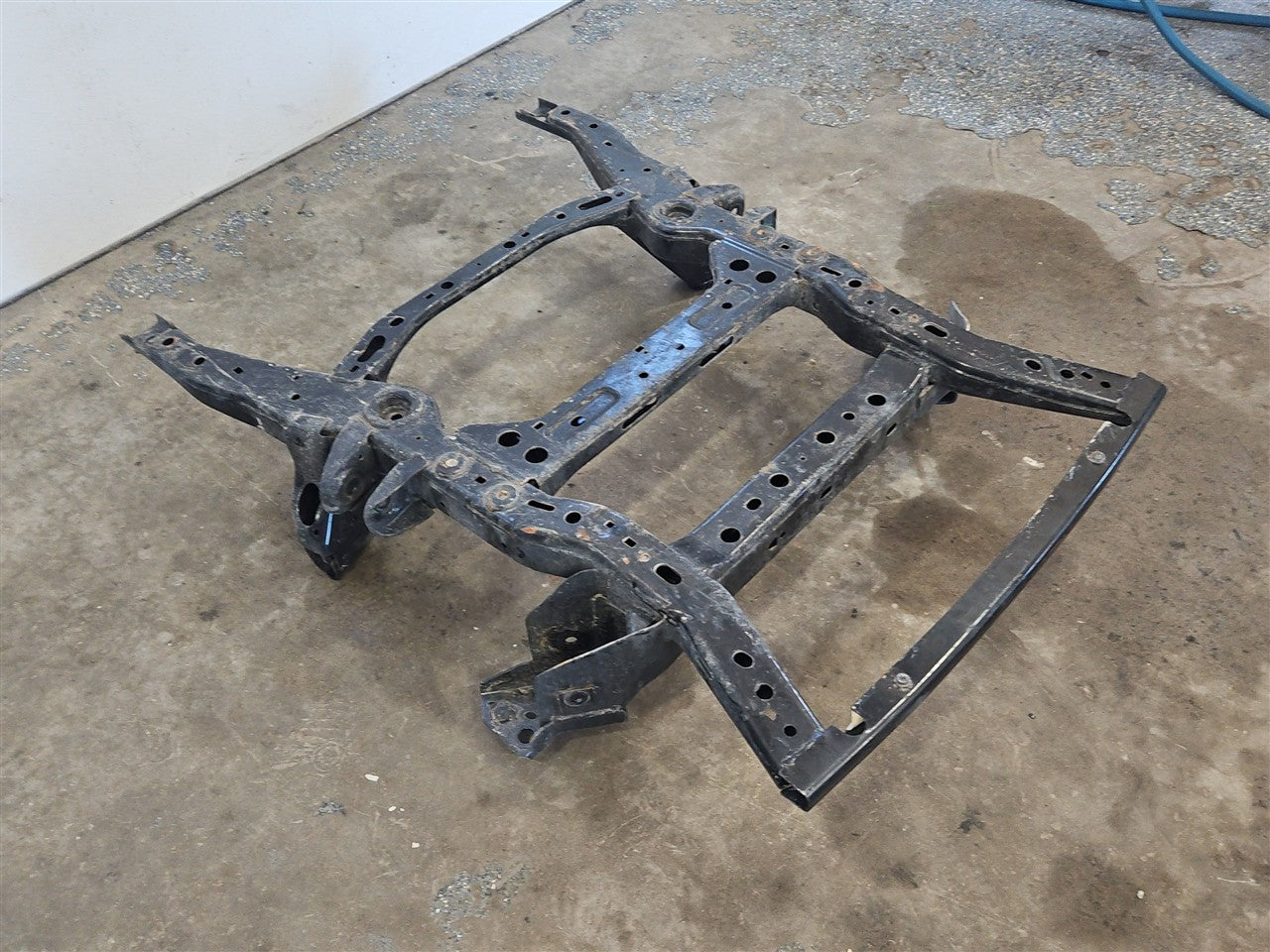 2013 CAMARO SS FRONT ENGINE SUSPENSION CRADLE 33865 - image 10