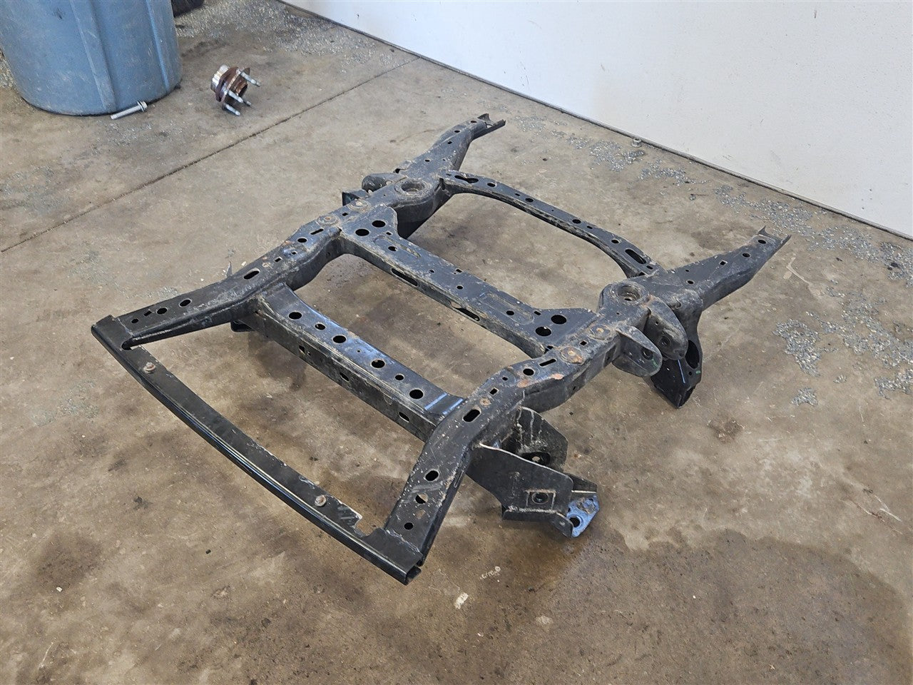 2013 CAMARO SS FRONT ENGINE SUSPENSION CRADLE 33865 - image 16