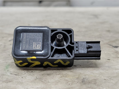 2013 CAMARO OEM CRASH SENSOR 13502341 33869 - image 2