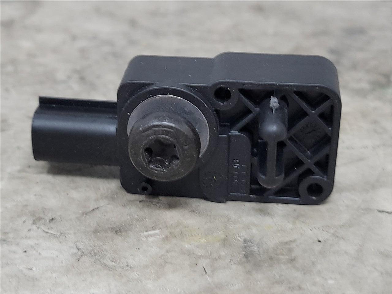 2013 CAMARO OEM CRASH SENSOR 13502341 33869 - image 6