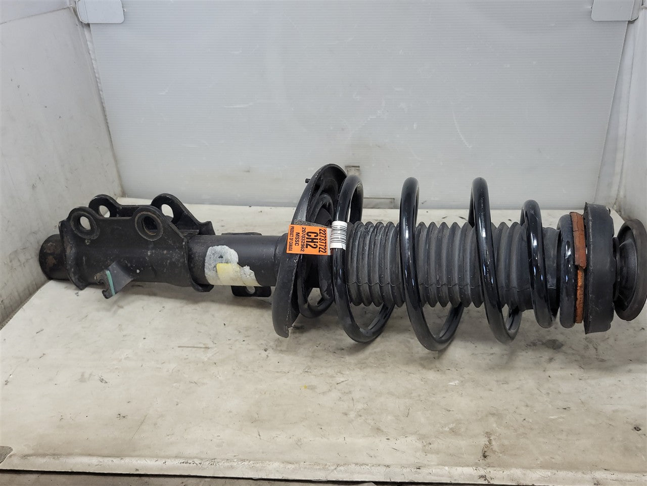 2013 CAMARO FRONT RH PASSENGER STRUT SS 1LE 17K 33874 - image 5