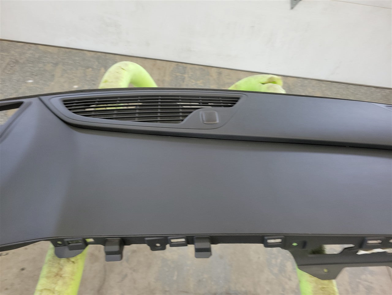 2016 CAMARO UPPER DASH PANEL & RH BAG 33881 - image 8