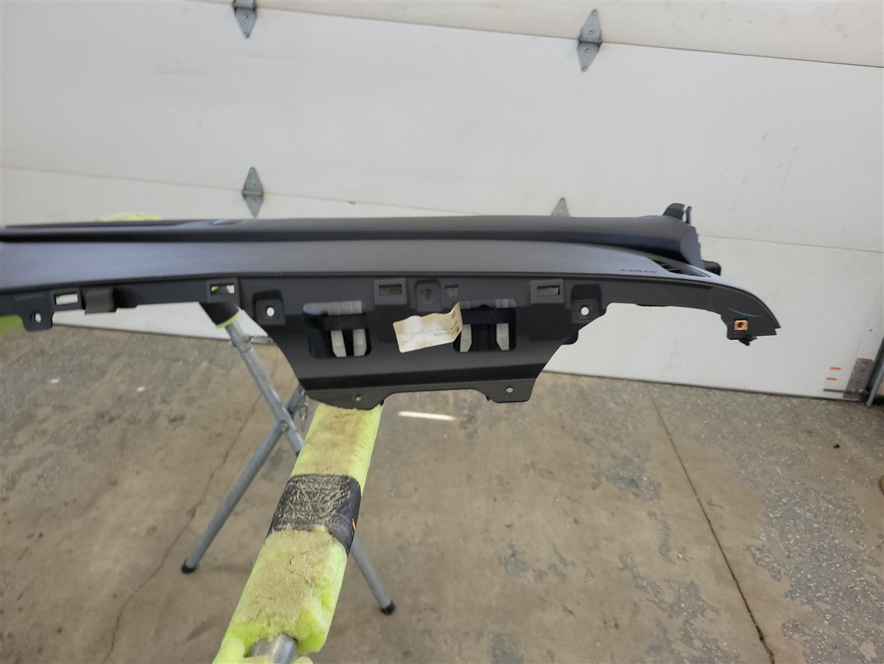 2016 CAMARO UPPER DASH PANEL & RH BAG 33881 - image 10
