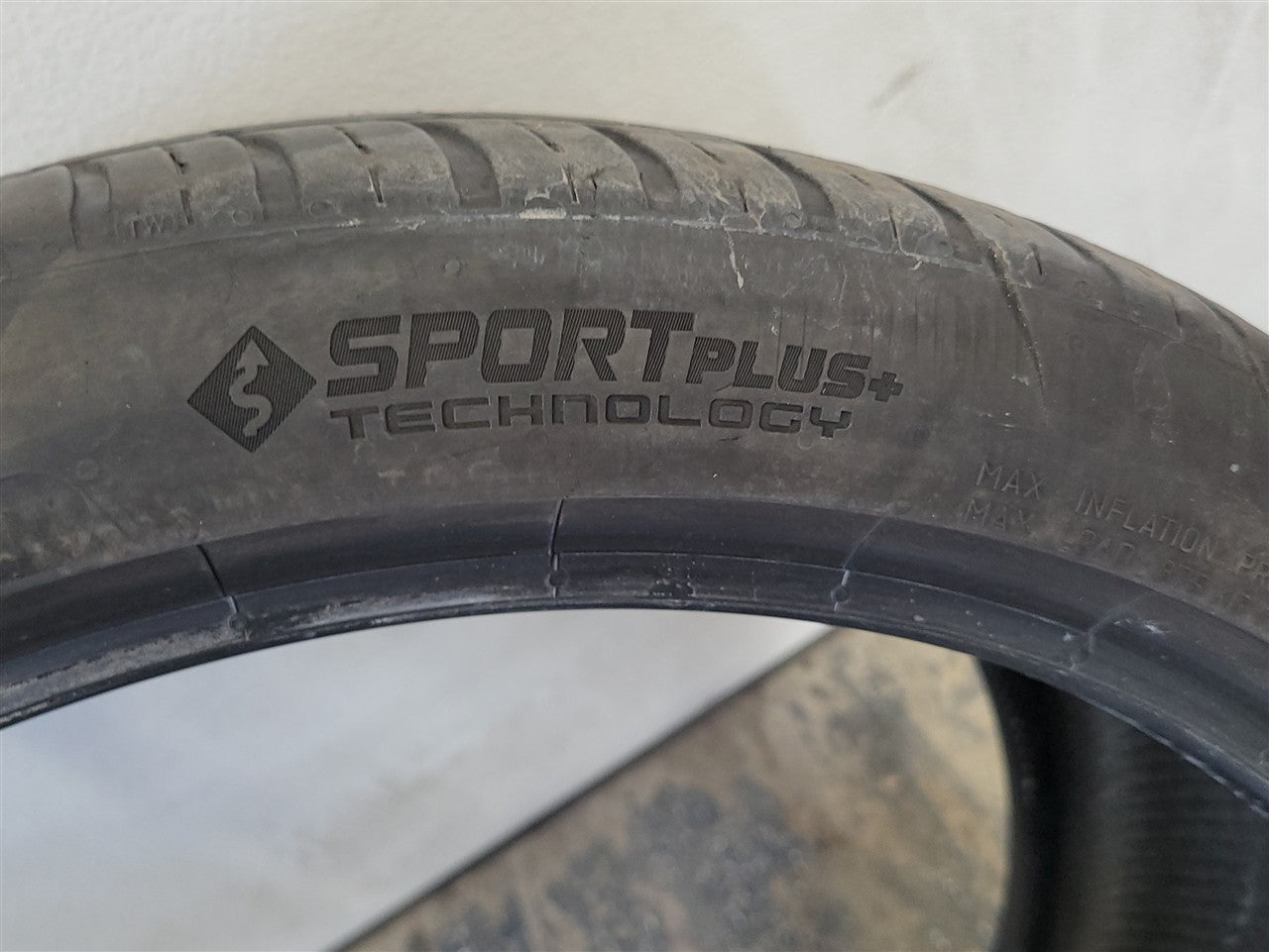 2021 CAMARO CONTINENTAL EXTREMECONTACT 305/30R20 33883 - image 8